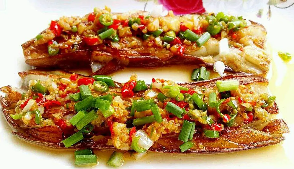 Chinese eggplant with garlic sauce