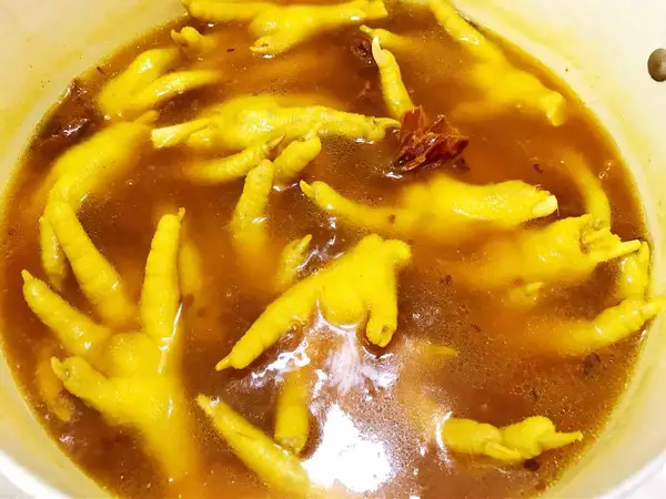 You can test the salt of the chicken feet to judge that enough to taste