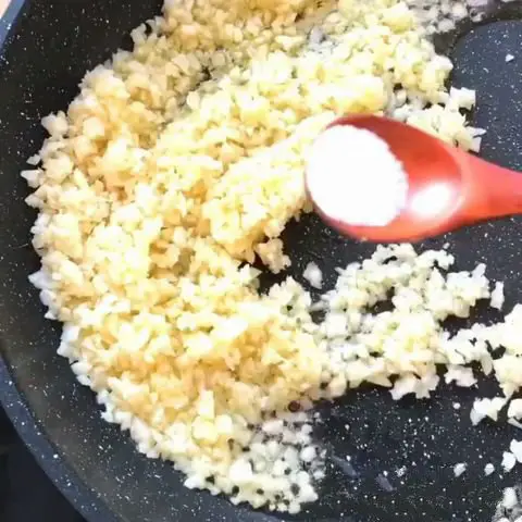 stir fry and add more materials