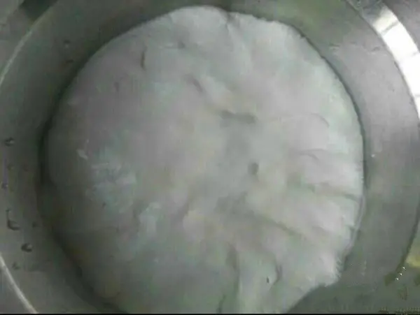 Brush the container with oil