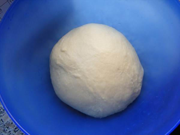 Mix flour, honey, milk powder, water, salad oil