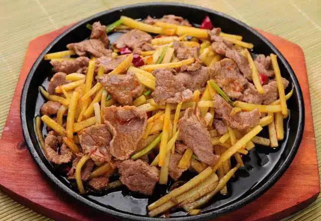 Chinese Braised Beef with Ginger